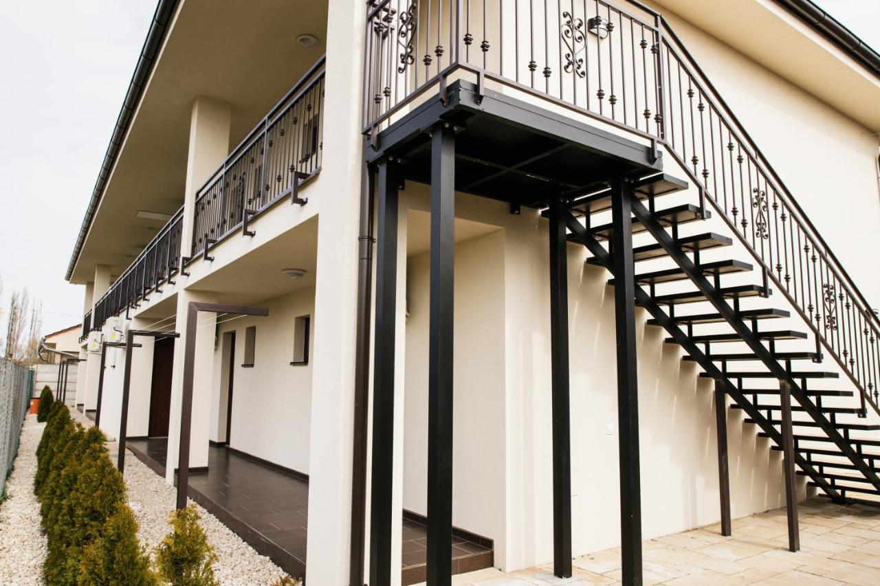 Jazmin Apartmany Veľký Meder Dış mekan fotoğraf